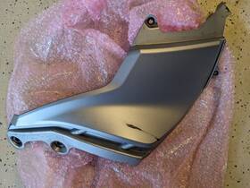851927 Aprilia 2009 Mana 850 And Gt Silver Right Box Side Fairing Cowling