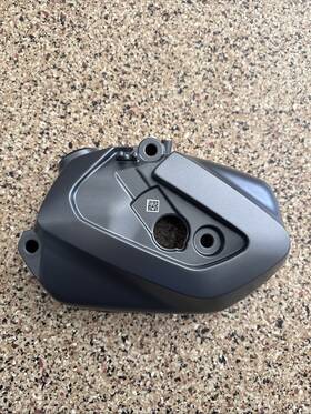 11127923596 Bmw Oem R1250gs R1250rt R1250 Right Valve Cover Part # 11 12 7 923 595