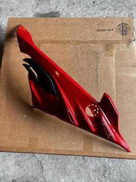 46637109134 Bmw 2024 S1000rr Oem Right Side Fairing Red