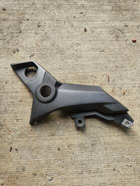 6kmv-043101-6000 Cfmoto Original Oe 22 300nk Right Side Frame Fairing Cover Foot Panel 6kmv-043101-6000 Cfmoto Original Oe 22 300nk Right Side Frame Fairing Cover Foot Panel