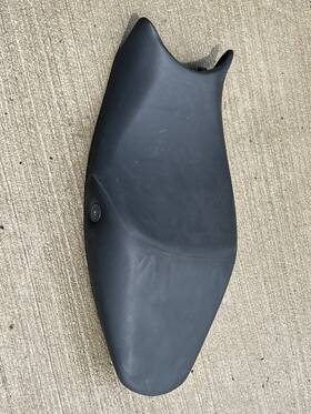 032749 Ducati Est00 2009 Monster 696 Rear Seat Saddle 2013