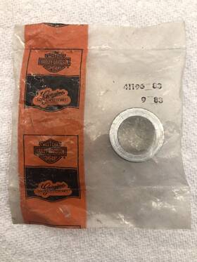 41196-83 Harley-davidson New Oem Axle Chrome Spacer P/n M1