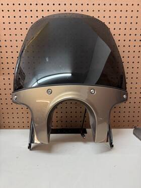 57650-12dew Harley-davidson 2012 Softail Convertible Cvo Front Fairing Windshield With Sound System