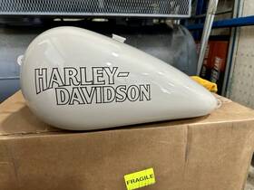 61000963evd Harley-davidson New Fxlrst Inch Low Rider St Factory White Sand Pearl Fuel Tank