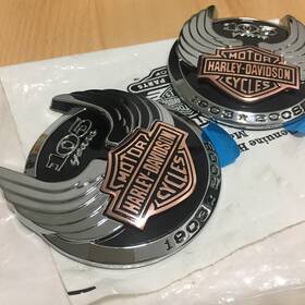 62391-08 Harley-davidson 62390-08 Genuine 105th Anniversary Gas Tank Emblems Badges