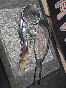 69105-02 Harley-davidson 69106-02 Road King Cvo Console And Trim Chrome