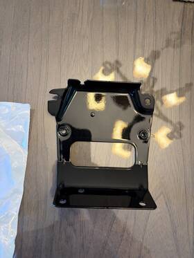69200052 Harley-davidson 2012 2017 Softail Oem Voltage Regulator Bracket