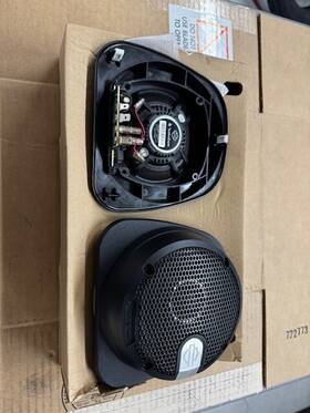 76001003 Harley-davidson Stage Ii Twin Cooled Lower Left Right Fairing Speakers
