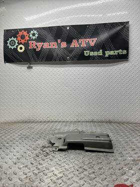 11315-hn8 Honda 04 Trx650 Rincon Right Side Engine Motor Cover Panel 263162