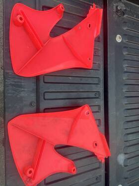 19072-kz3-b00za Honda Cr250r Oem Plastic Tank Radiator Cover Panel Right And Left Side Red