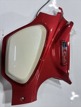 23401-kog-9000 Honda 2020 Super Cub Right Rear Fairing With Glove Box And Tool Kit