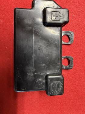 31507-gk8-670 Honda Oem Spree Nq50 Scooter Battery Cover -
