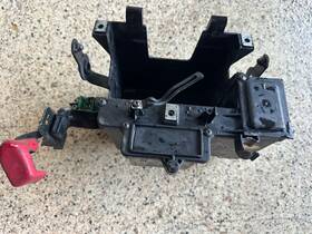 50322-mea-670 Honda A2 Battery Tray 2006 Vtx1300s