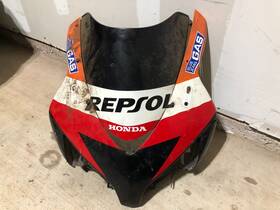 518103020 Honda 2005 Cbr1000rr Front Upper Nose Fairing Cowl Shroud 016 Parts Only