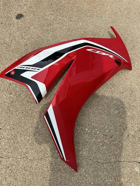64300-k75-tb0zb Honda 64300-k75-lj0zb 2022 Cbr300r Right Middle Mid Fairing Cowl Red Oem