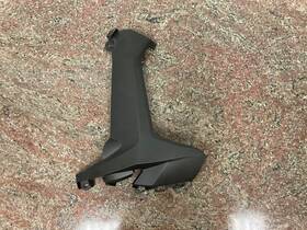 64320-mkf-d400 Honda 2017-2022 Cbr1000rr Right Mid Fairing Cover Oem