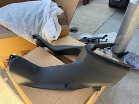 64325-mcj-000za Honda 2000 - 2001 Cbr929rr Oem Front Middle Inner/top Cowl Black Fairing 929