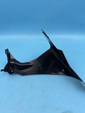 64503-mca-s40 Honda Brand New Oem Cowl L. Inner