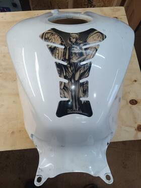 83155mgpd000 Honda 2012-2016 Cbr 1000rr Oem Tank Fairing Cover