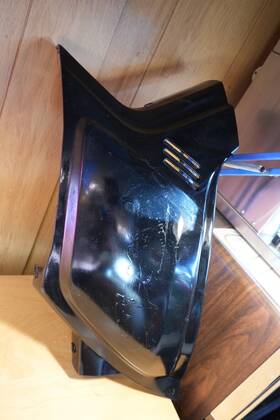 83500-gk8-600 Honda Nq50 Spree R/h Right Body Side Engine Cover 87 83500-gk8 600 670