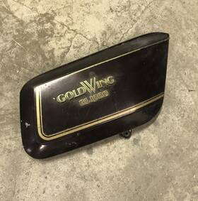 83601-431-670za Honda 1978-1979 Gl1000 Goldwing Right Side Cover With Emblems Oem