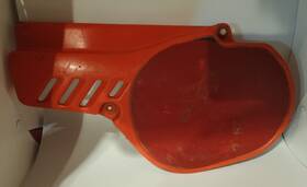 83610-gc4-700za Honda Used 1983 Cr80r Left Side Cover Number Plate 83610 Gc4-700za
