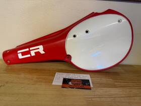 83620-ka4-700za Honda 1982 Cr250r Original Oem Left Side Panel Cover Part # Used