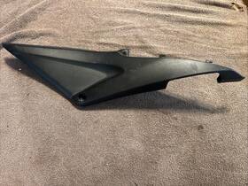 83700-meeg-d000-lh Honda 83700-meeg-d000 05-06 Cbr 600rr Left Fairing Tank Seat Cover Oem
