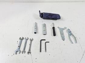 89010-mch-010 Honda 2002 V-twin Vtx1800 C Owners Tool Kit Bag Set