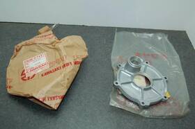14019-053 Kawasaki Nos Rotary Valve Cover 1976-1979 Kd 175 1976-1978 Ke175 Ke