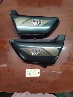 36001-1036-8j Kawasaki 1979-1980 Kz1000 Ltd Side Cover Left And Right With Emblem Badges