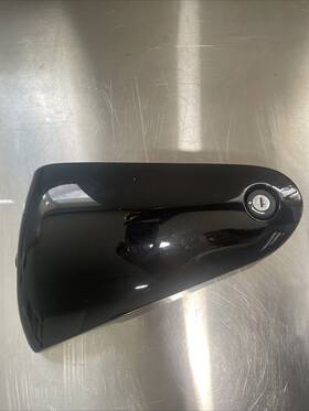 36001-1560-h8 Kawasaki Used Oem Cover-side Rh Ebony 96-08 Vulcan Vn500