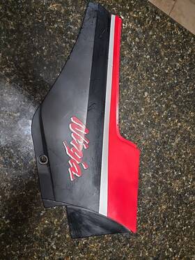 36001-5425-l9 Kawasaki 1984-1985 Zx900 Ninja Right Side Cover Panel