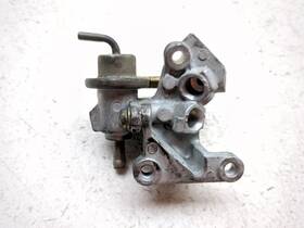 49056-1054 Kawasaki 02-04 Vn1500 Vulcan Mean Streak Fuel Pressure Regulator Injector Pipe R