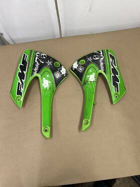 49089-1139 Kawasaki 2003 Kx85 Finger Shrouds Radiator B687