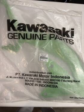 49089b Kawasaki 2023 Klx230 S Efi Oem Original Right Side Panel Body Gas Tank Cover Rh