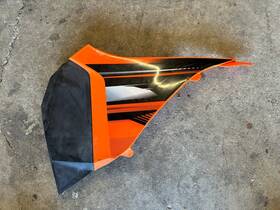 7720600300004g Ktm Left Side Air Box Cover Door Oem 2013 500 Exc 250 350 450 2012-2016