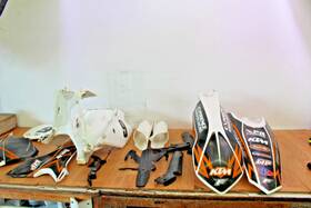 Ktm 7770800704428 2013 450sx-f Plastic Kit Extras