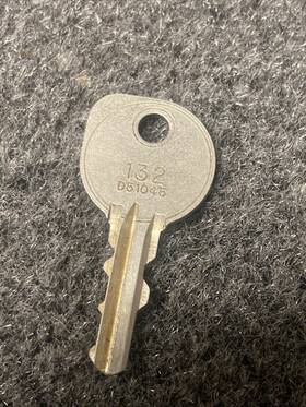 30431132 Quicksilver Qty. 1 - Genuine Mercury Key Oem Brand New