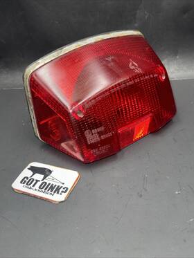35710-49230 Suzuki 80-81 Gs1100e Gs1100 16-valve Oem Original Tail Light Good Shape Vintage
