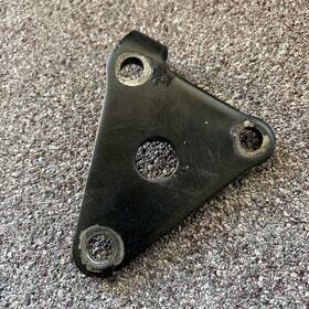 41921-48e00 Suzuki 1997-2004 Vz800 Marauder Oem Left Motor Engine Mount Plate Bracket
