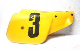 47111-14500-13l Suzuki Rm125 1984-85 Right Side Cover Number Plate Oem Part # 47111-14500