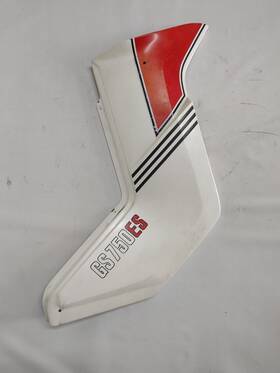 47111-31300 Suzuki 1983 Gs750es Right Frame Side Cover Panel