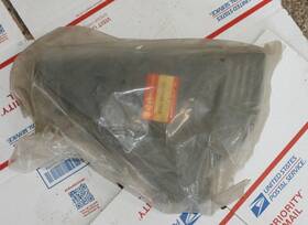 47111-36002-291 Suzuki New Nos Gt185 Gt125 Right Side Seat Frame Cover Black