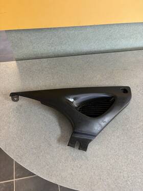 47211-19f00 Suzuki 99 - 02 Sv650s Sv650 Oem Left Lower Frame Cover Fairing