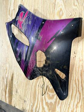 94407-18e00 Suzuki 94407-18e00- 92 93 Gsxr 600 95 750 Right Side Mid Fairing Cowl Oem