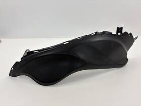 94631-15h00 Suzuki Gsx1300r Lh Side Pannel