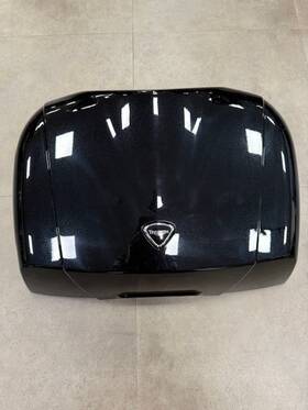 A9508156-pr Triumph Trophy 1215 Se 2012-17 Top Box Lid Cover Phantom Black Part #a9508156-pr