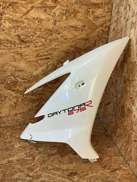 T2309458 Triumph 2013-17 Daytona 675 Right Upper Mid Fairing Oem