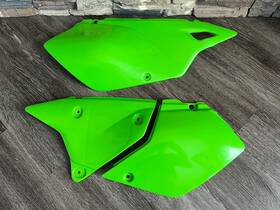 Ka03743021 Ufo 2003 Kawasaki Klx400r And Suzuki Dr-z400 Motocross Side Panels